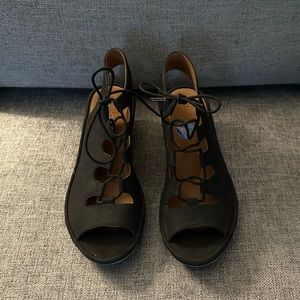 Clarks Artisan sandals. Wedge. Black. Never worn. Suede leather.